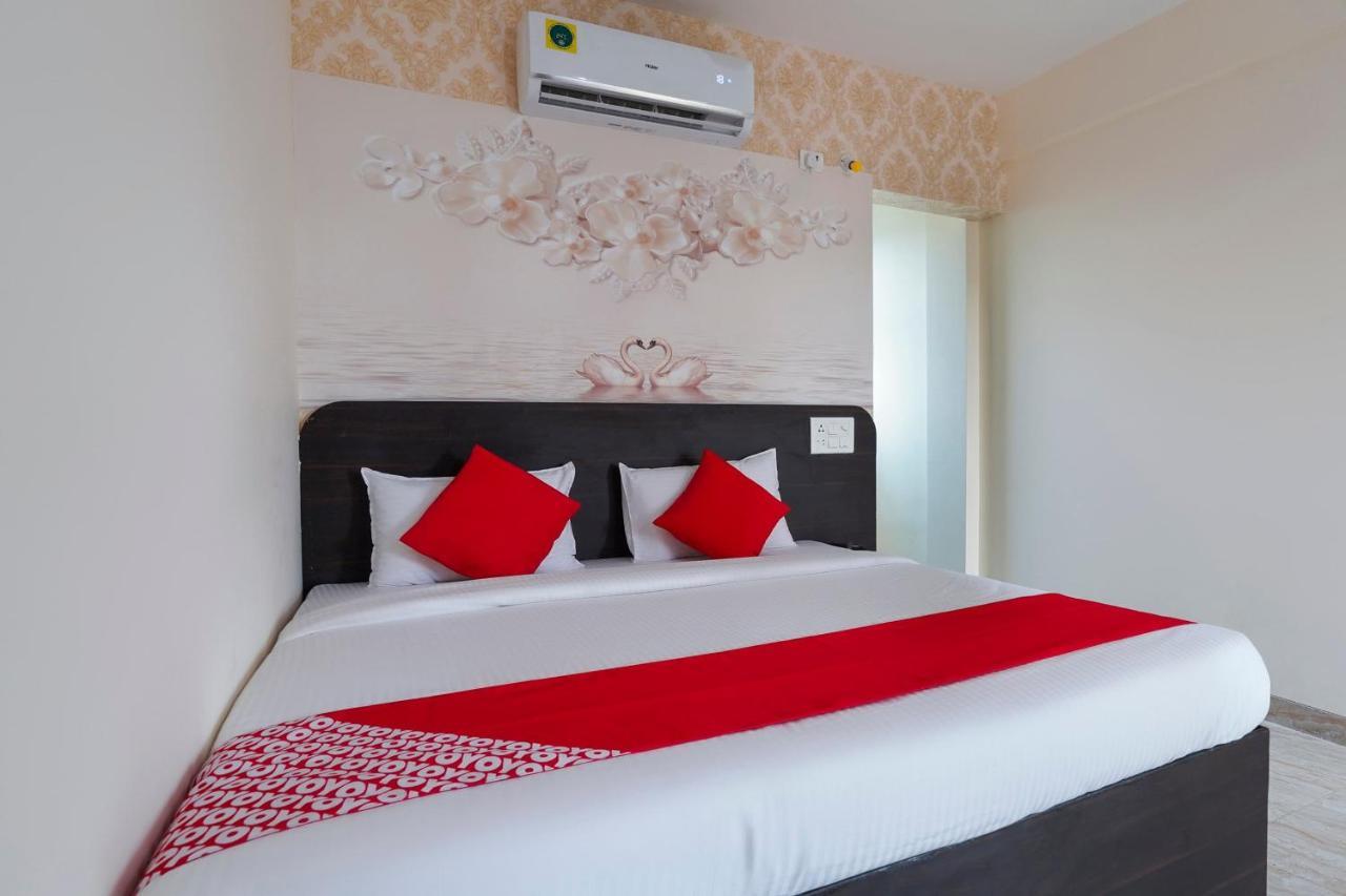 OYO 68474 Hotel Viraj Pune Exterior foto
